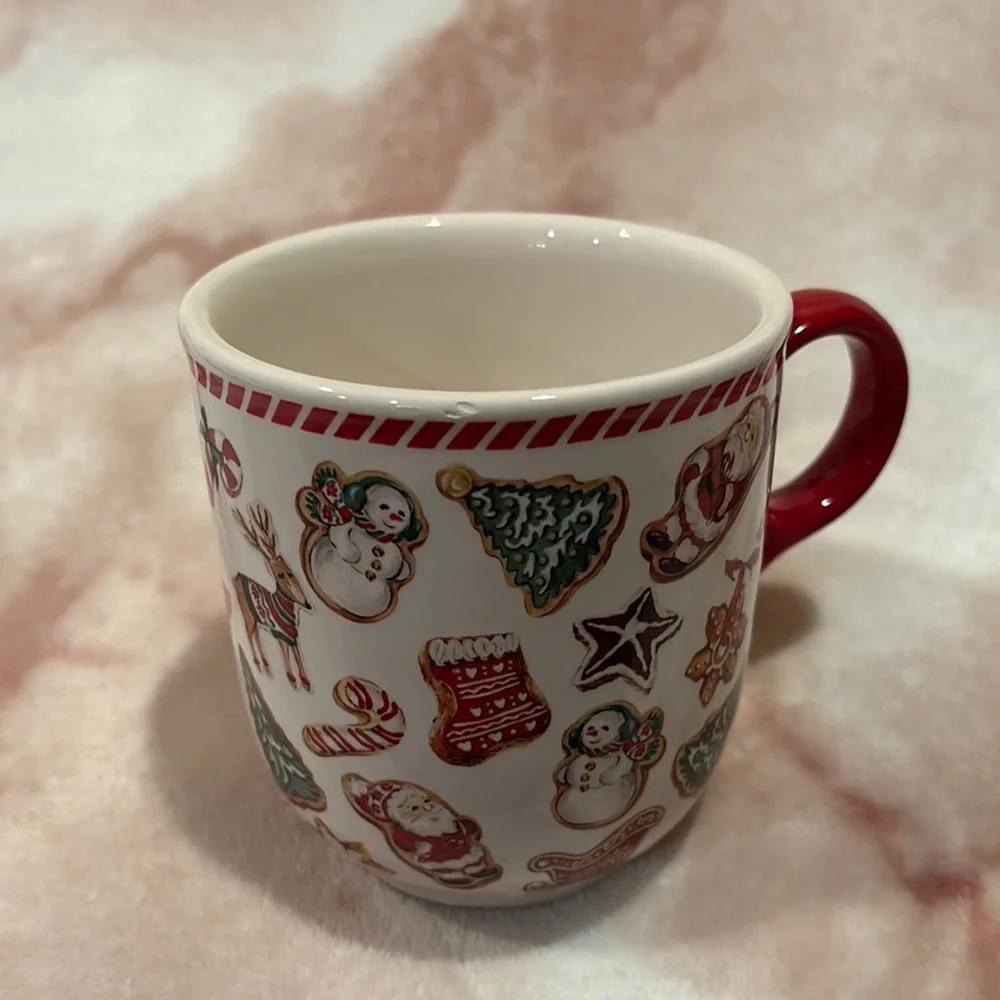 Sur La Table Festive Holiday Gingerbread Cookies Christmas Ceramic Mug 14oz NWT
